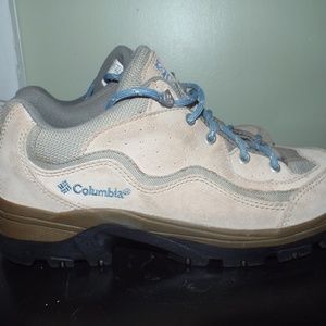 Women's Columbia Rock Peak Hiking Boots Sz 9.5 EUC